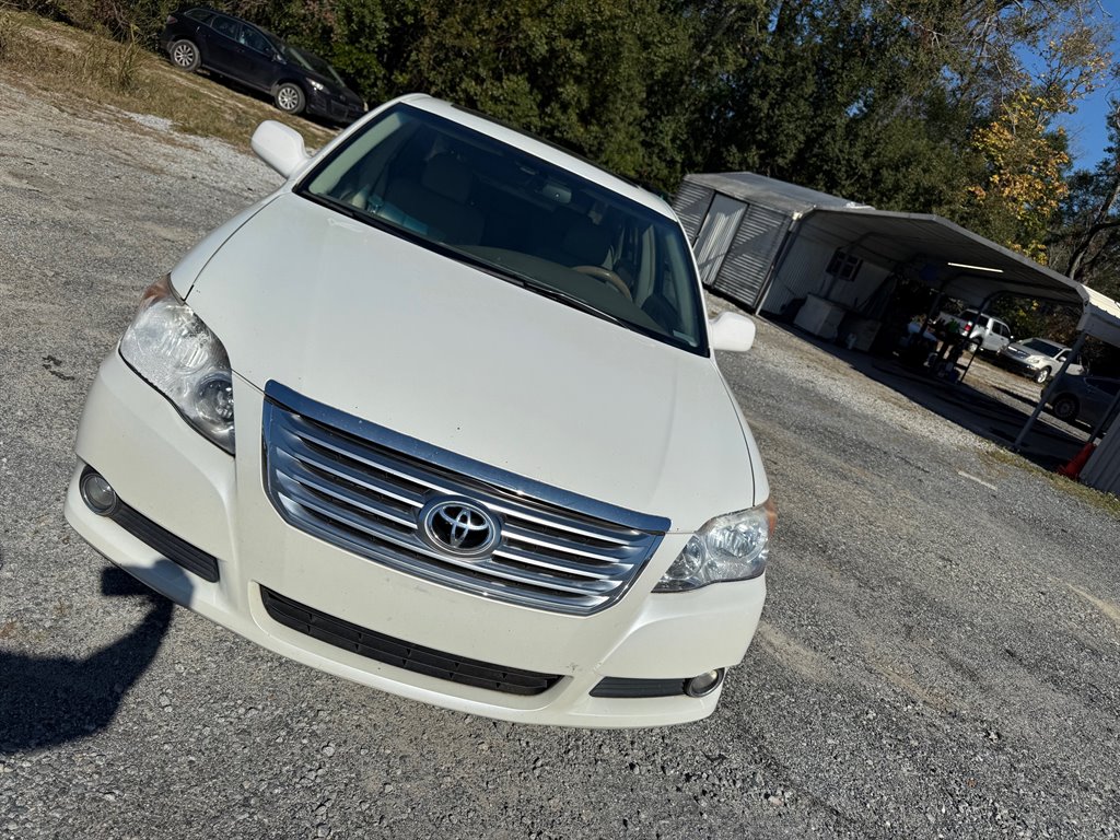 2008 Toyota Avalon Limited photo 2