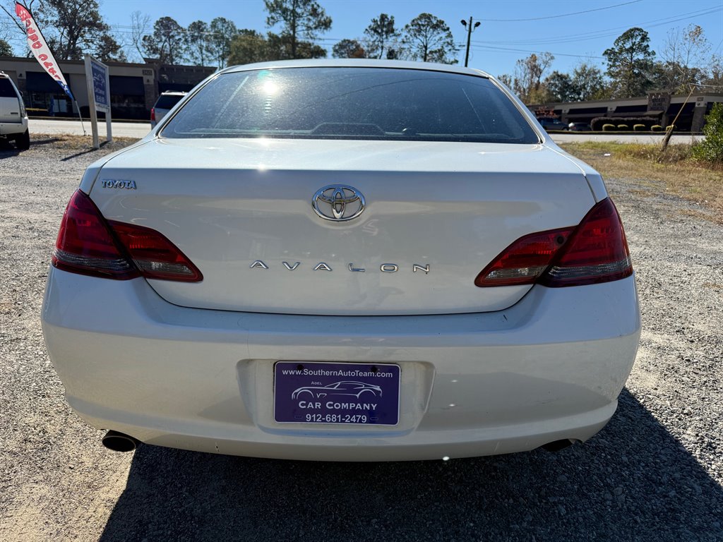 2008 Toyota Avalon Limited photo 8