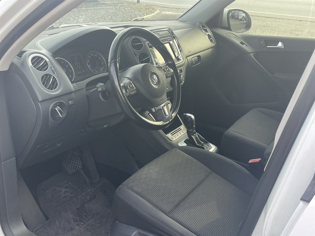 2015 Volkswagen Tiguan S - Photo 11
