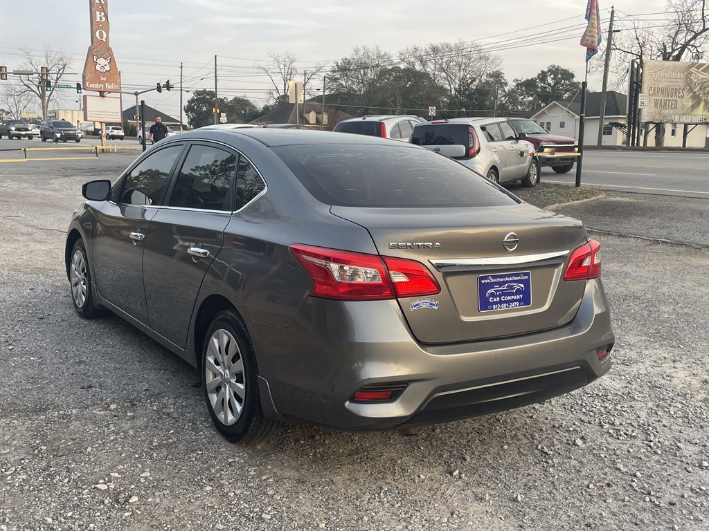 2016 Nissan Sentra S - Photo 7