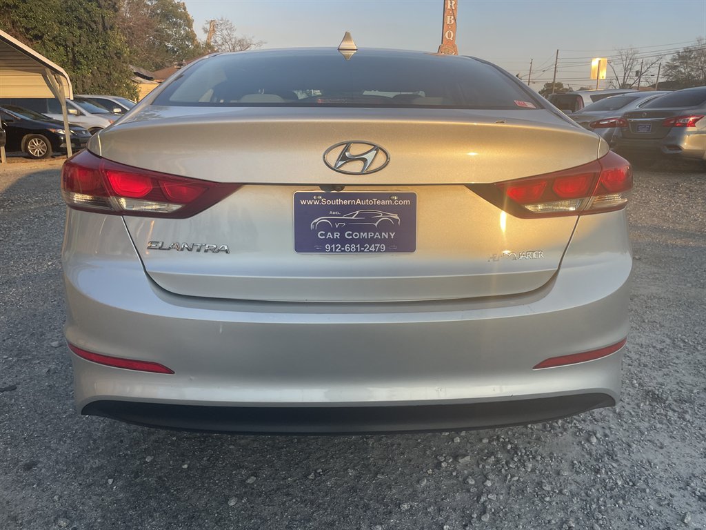 2017 Hyundai Elantra SE - Photo 7