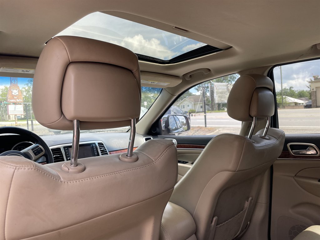 Jeep Grand Cherokee photo 9