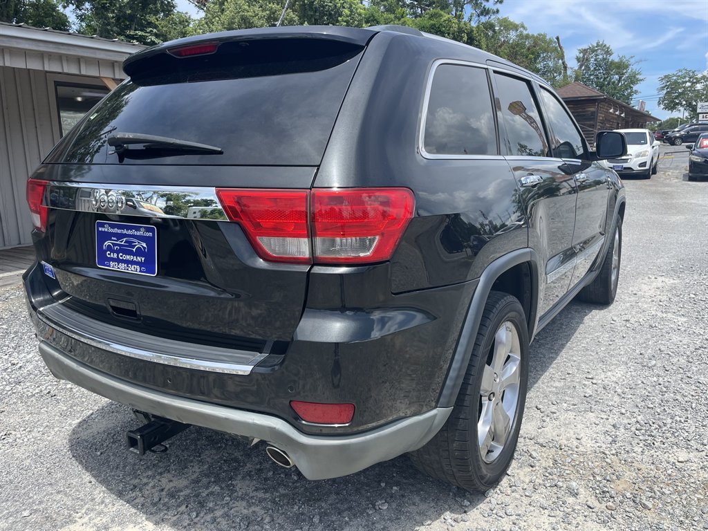 Jeep Grand Cherokee photo 12