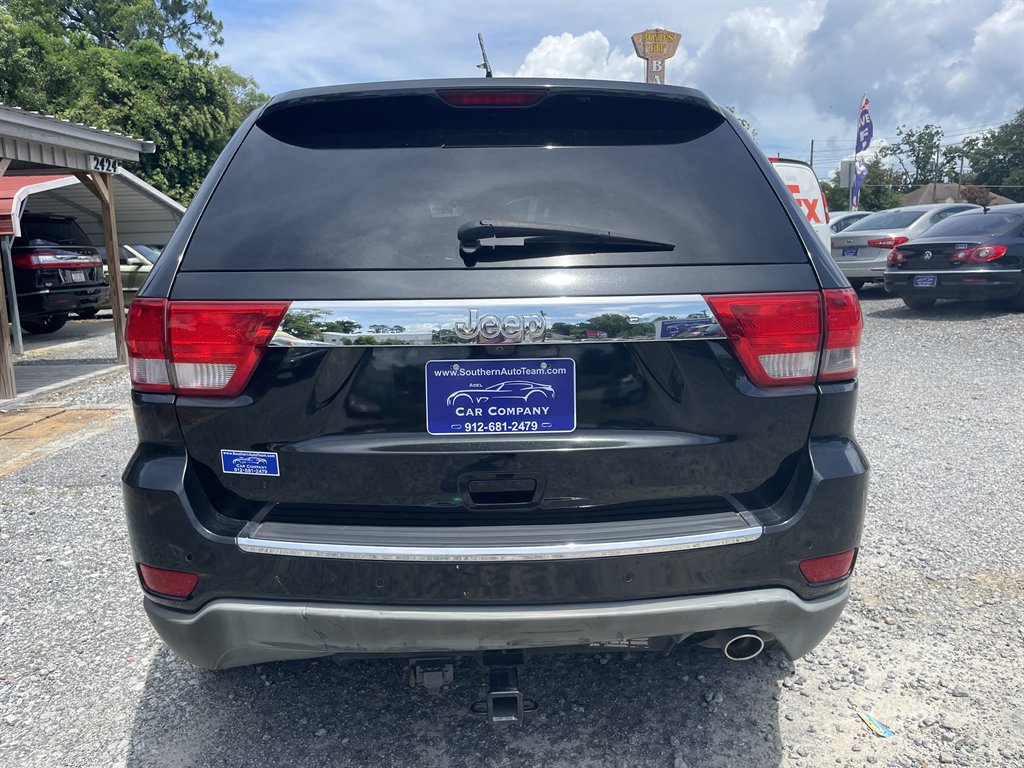 Jeep Grand Cherokee photo 14