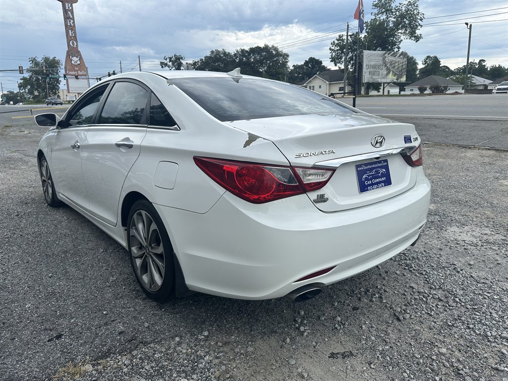 Hyundai Sonata photo 11