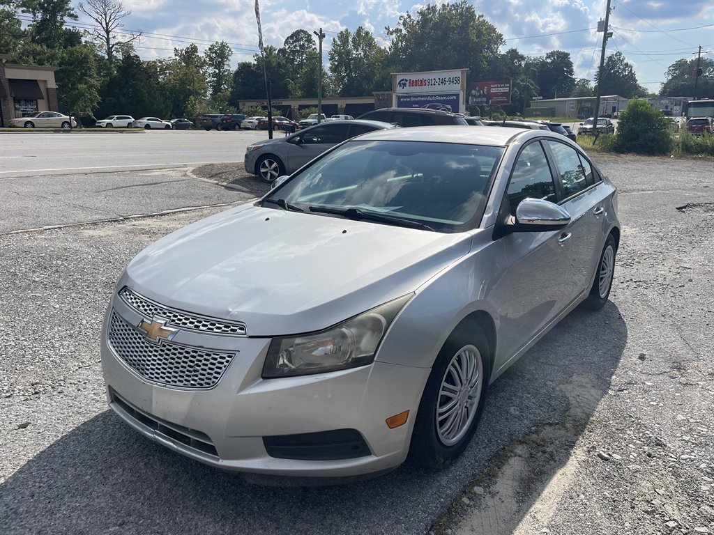 Chevrolet Cruze photo 2