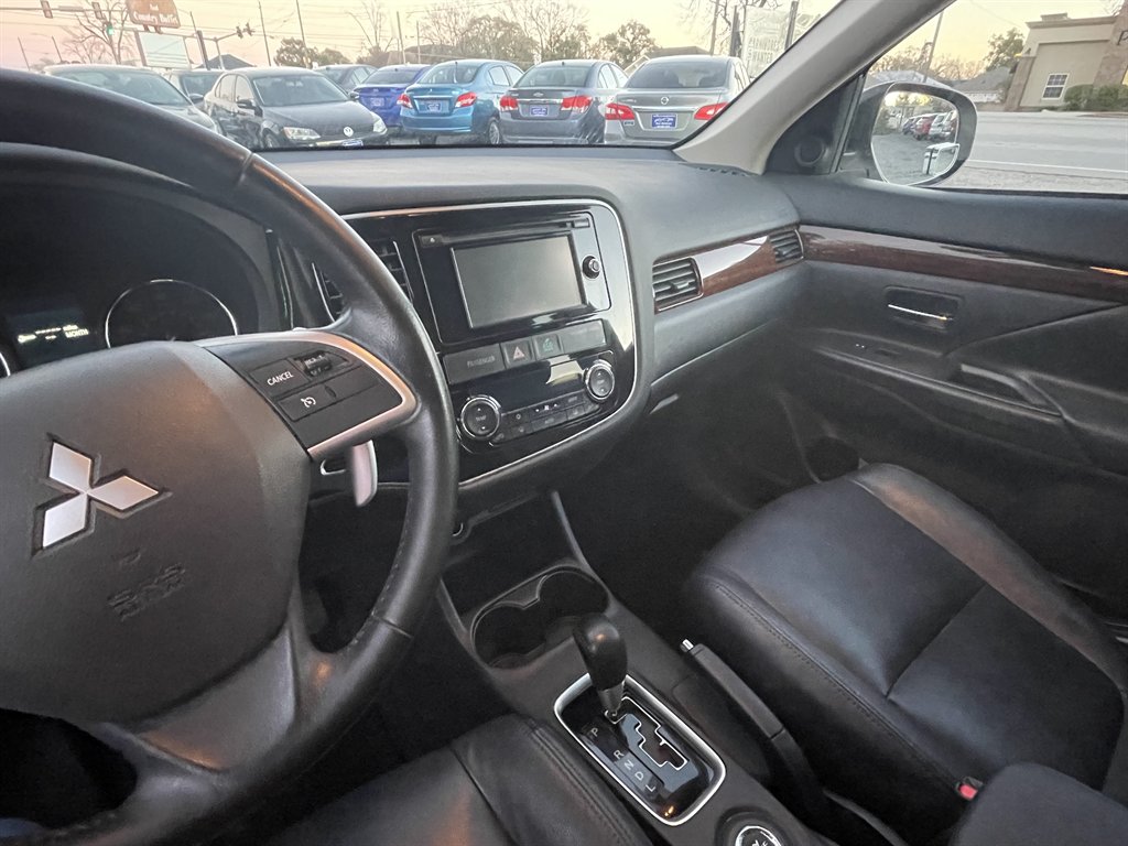 Mitsubishi Outlander photo 7