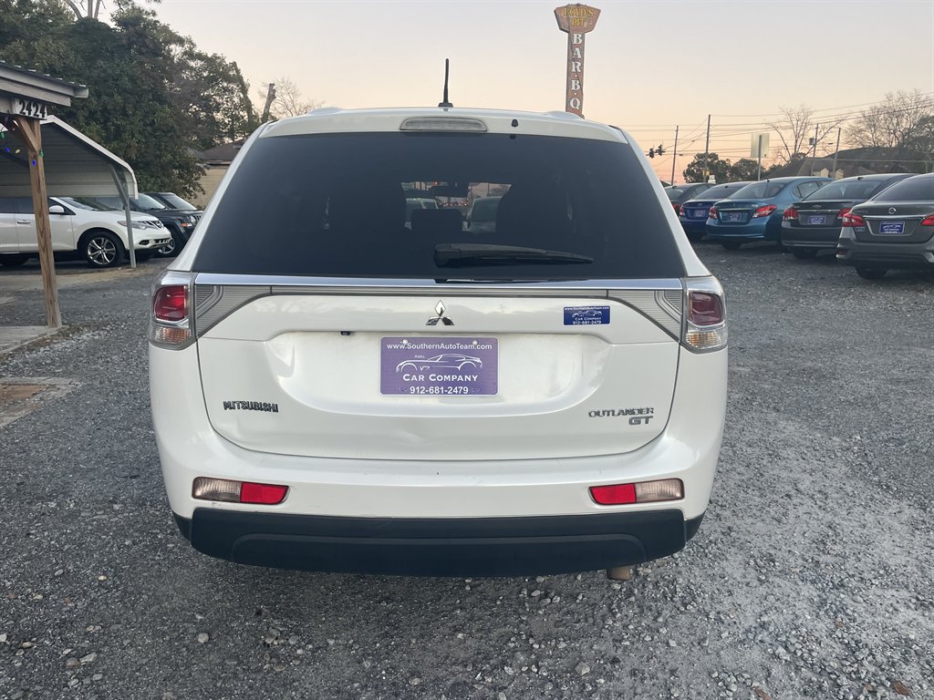 Mitsubishi Outlander photo 13