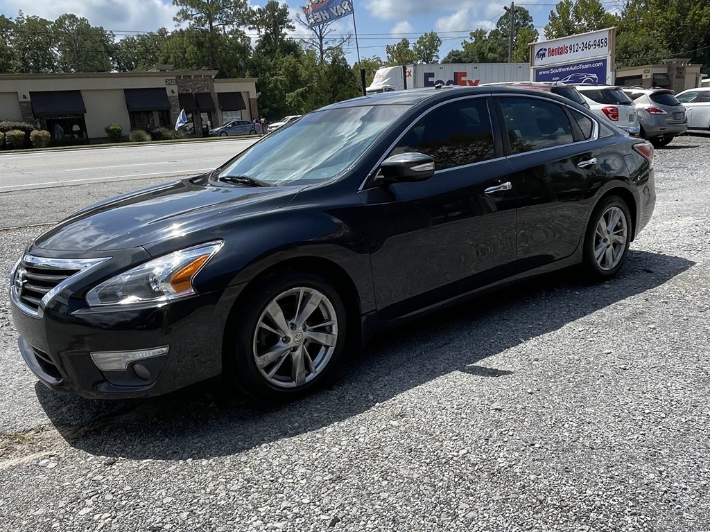 Nissan Altima photo 6