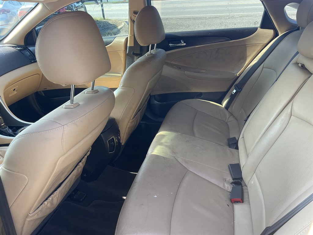 Hyundai Sonata photo 10