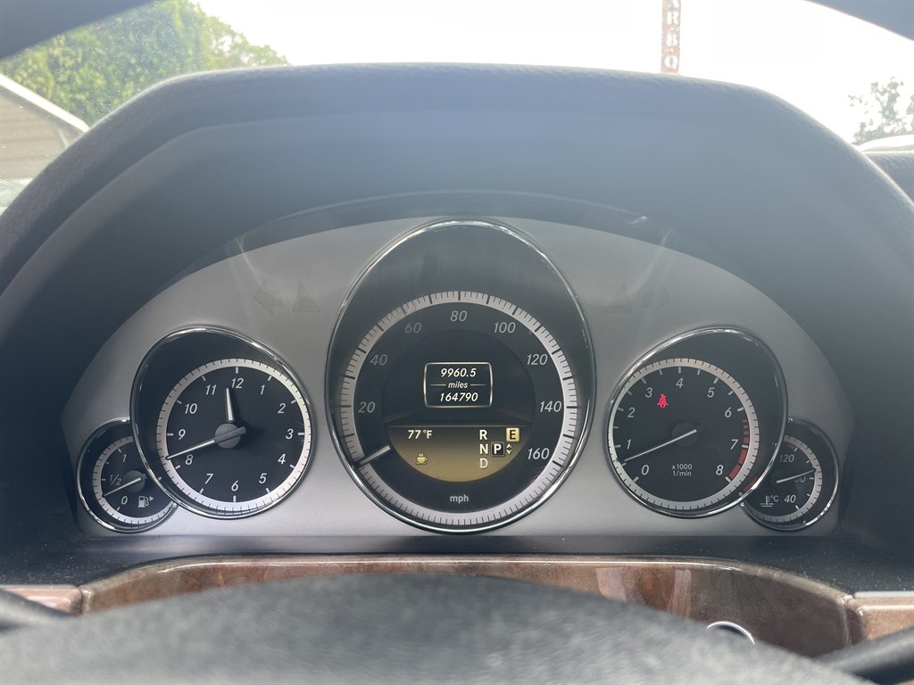 Mercedes-Benz E-Class photo 15