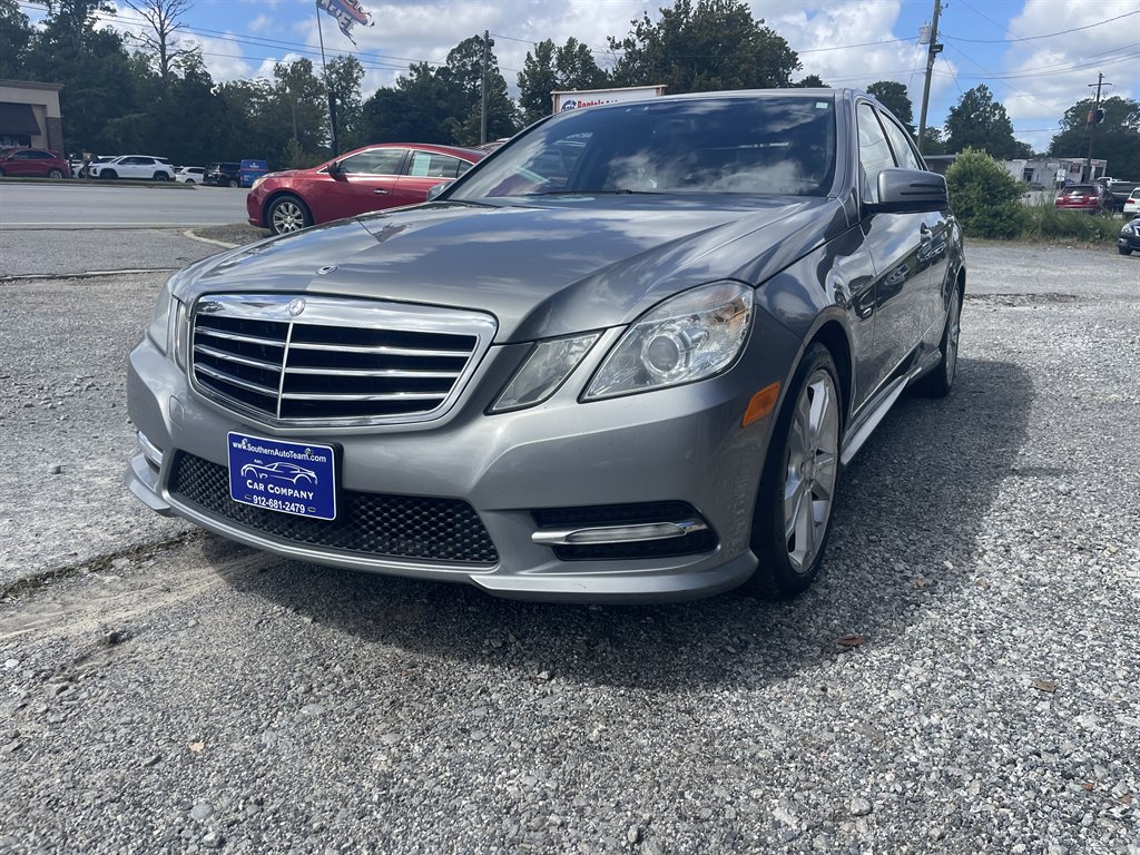 Mercedes-Benz E-Class photo 4