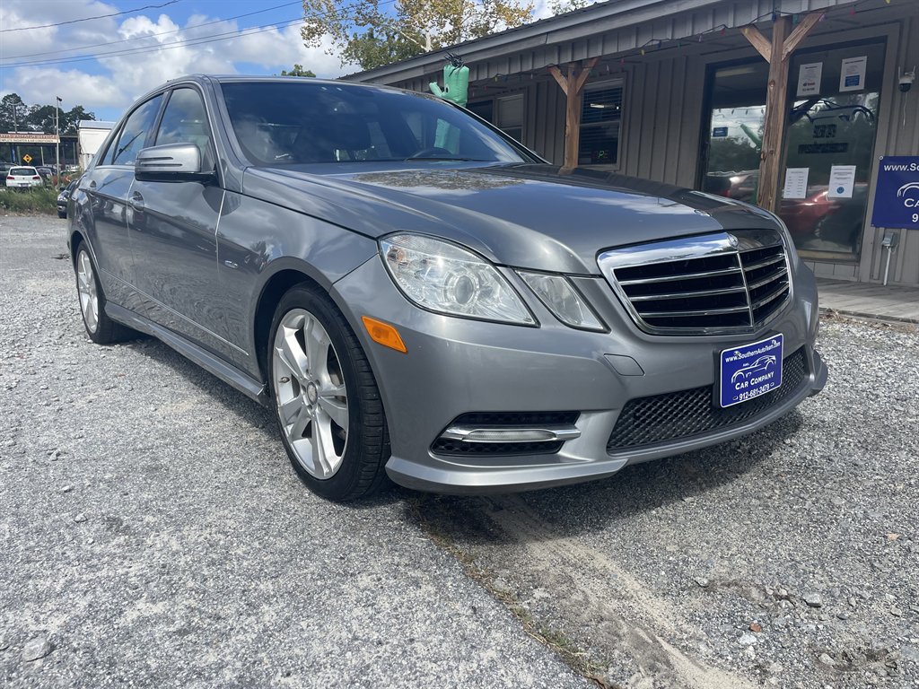 Mercedes-Benz E-Class photo 3